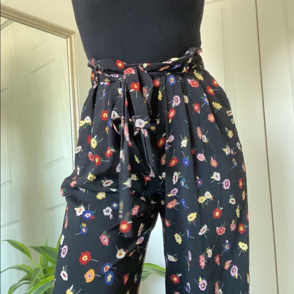 Zara floral dress pants - Picture 2 of 3